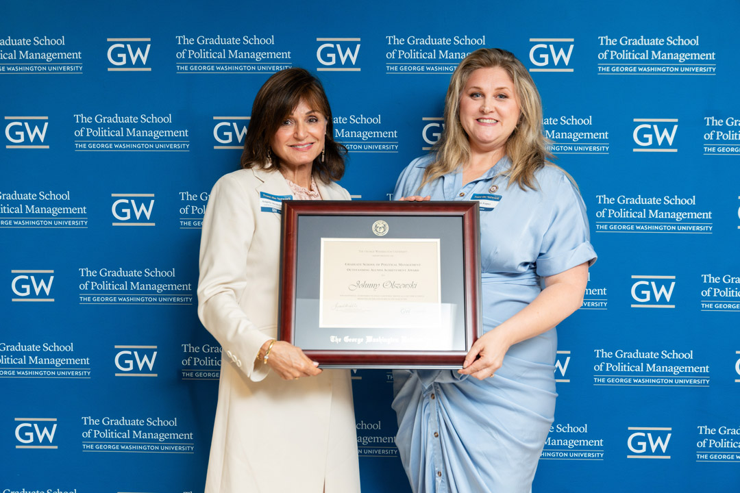 2 women, award plaque